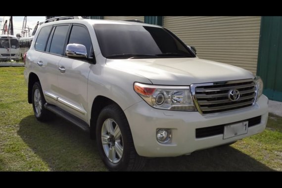 Selling Toyota Land Cruiser 2015 SUV Automatic at 57000 in Parañaque