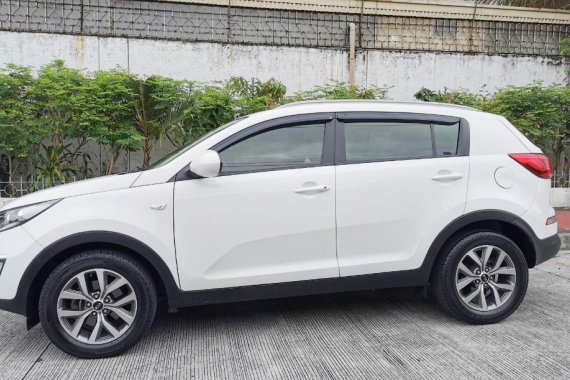 Selling White Kia Sportage 2014 in Manila