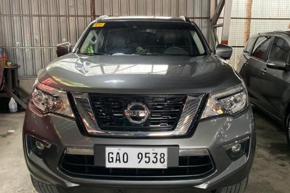 Selling Silver Nissan Terra 2020 in Pateros