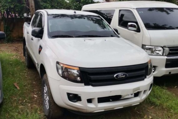 Sell 2015 Ford Ranger in Parañaque