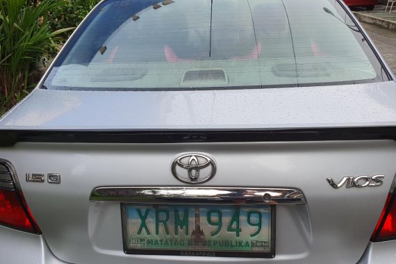 Sell 2nd hand 2005 Toyota Vios Sedan in Silver