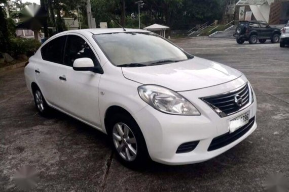 White Nissan Almera 2014 for sale in Automatic