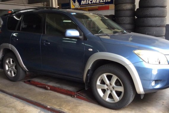 Selling Toyota Rav4 2006 in Pateros