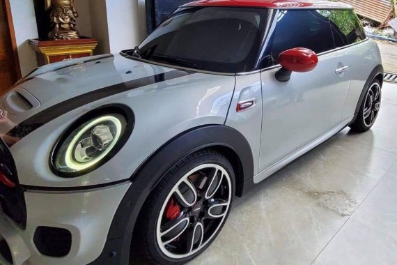 Sell Silver 2020 Mini Cooper in Valenzuela