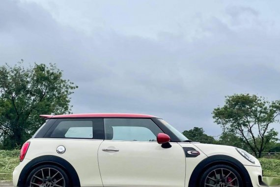 Pearl White Mini Cooper 2017 for sale in Quezon