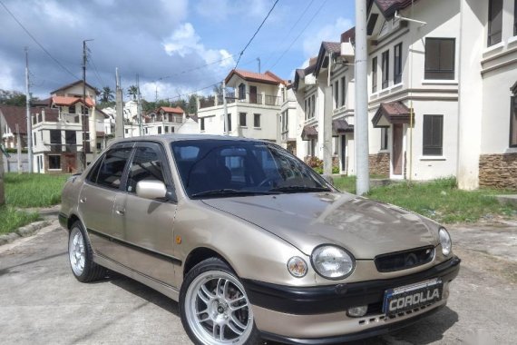 Beige Toyota Corolla 2001 for sale in Muntinlupa