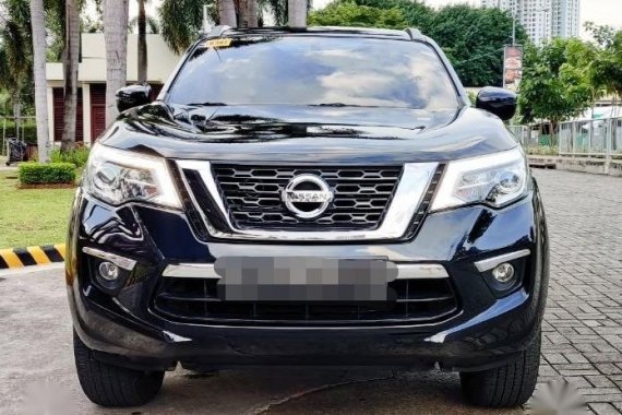 Selling Black Nissan Terra 2020 in Pasig