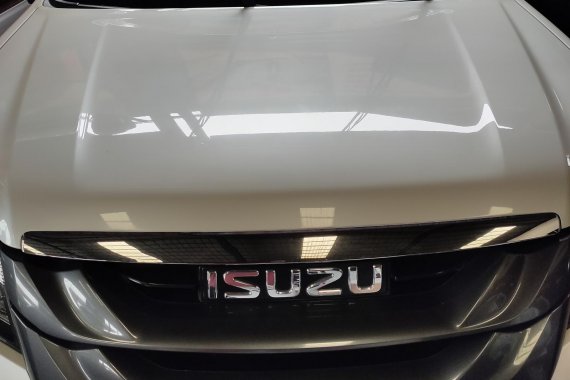 HOT!! Pearlwhite 2016 Isuzu mu-X for sale at cheap price