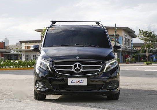 Selling Black Mercedes-Benz V220D 2016 in Quezon