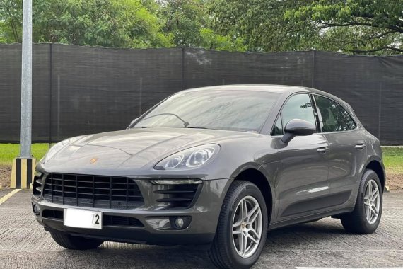 Grey Porsche Macan 2016 for sale in Automatic