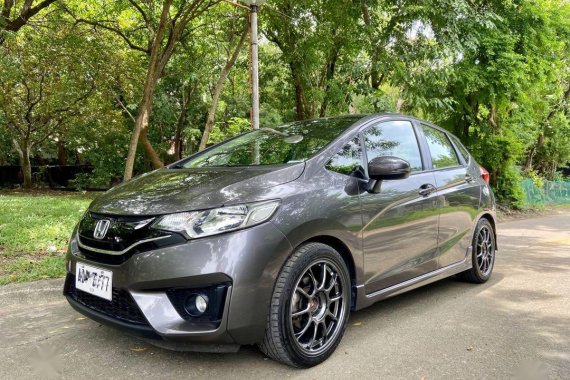 Greyblack Honda Jazz 2015 for sale in Automatic