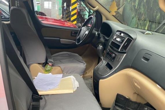 Selling Silver Hyundai Starex 2019 in Quezon City