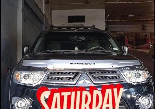 Sell Black 2014 Mitsubishi Montero sport in Obando