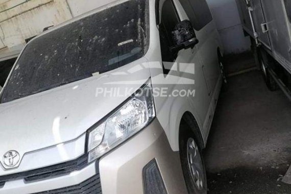 2020 TOYOTA HI-ACE COMMUTER DELUXE 2.8 M/T DIESEL