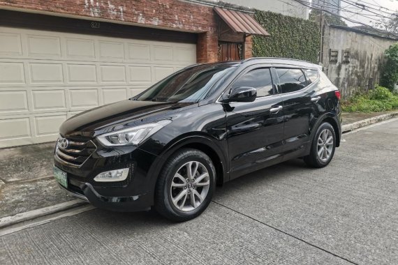 Selling Black Hyundai Santa Fe 2013 in Mandaluyong