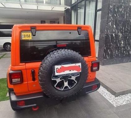 Selling Orange Jeep Wrangler 2020 in Angeles