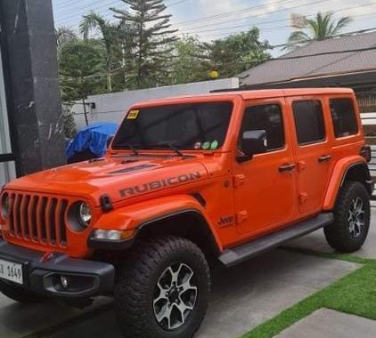 Selling Orange Jeep Wrangler 2020 in Angeles