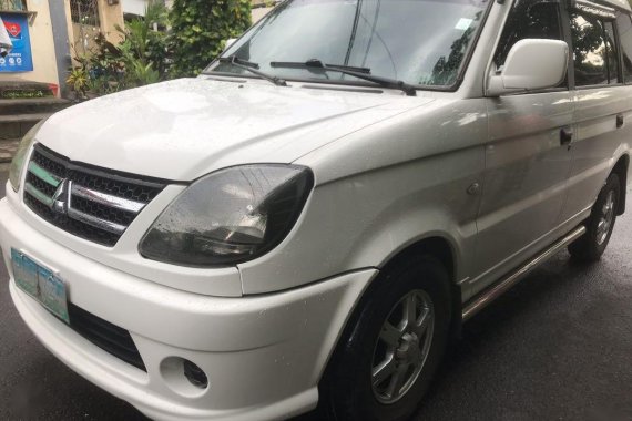 Selling Pearl White Mitsubishi Adventure 2005 in Quezon