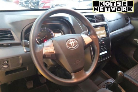 Selling Brightsilver Toyota Avanza 2020 in Marikina