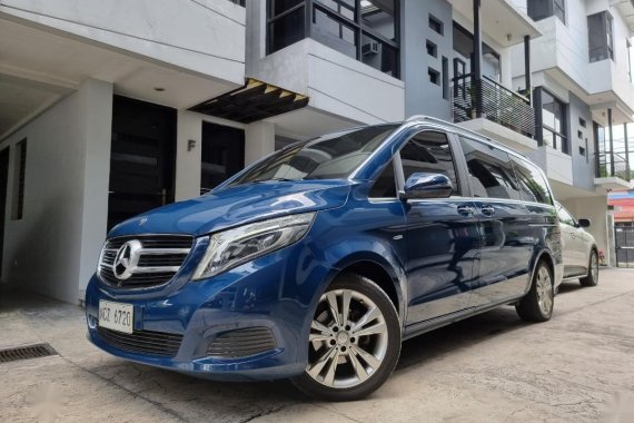 Selling Blue Mercedes-Benz V220D 2017 in Quezon