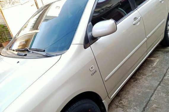 Selling Pearl White Toyota Corolla 2002 in Cainta