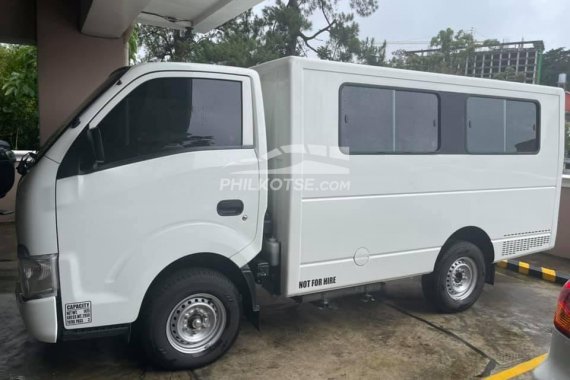 Slightly used (Feb2021) Isuzu Traviz L Light Weight Truck with Utility Van (10ft) with Dual Aircon