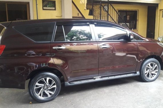 Selling Brown Toyota Innova 2021 in Pasay