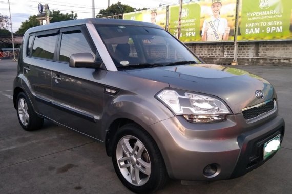 Silver Kia Soul 2011 for sale in Santa Rita