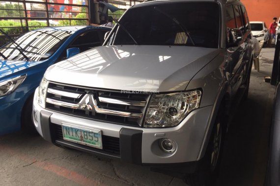 Pre-owned 2009 Mitsubishi Pajero Dubai Edition 4x4 for sale in good condition