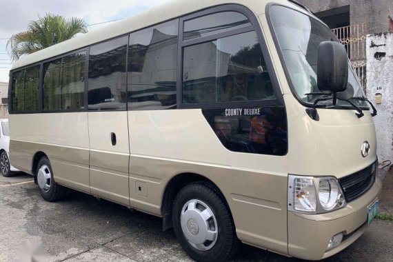 Pearl White Hyundai County 2012 for sale in Makati