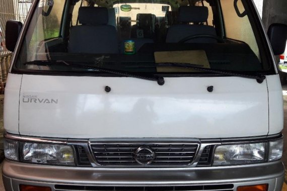 Selling White Nissan Urvan Escapade 2015 in Pagbilao