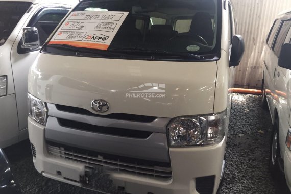 2016 Toyota Hiace Commuter MT