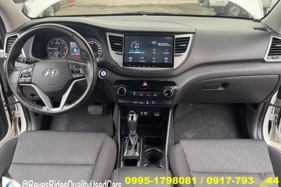 Selling White Hyundai Tucson 2018 in Cainta