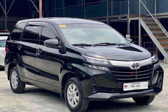 Selling Black Toyota Avanza 2021 in Makati