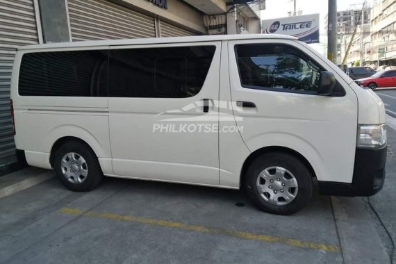 White 2019 Toyota Hiace Van for sale
