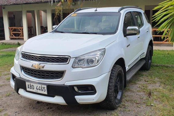 Selling White Chevrolet Trailblazer 2016 in Makati