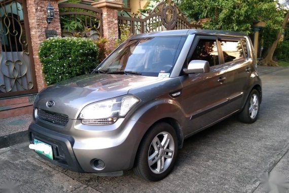 Silver Kia Soul 2011 for sale in Las Pinas