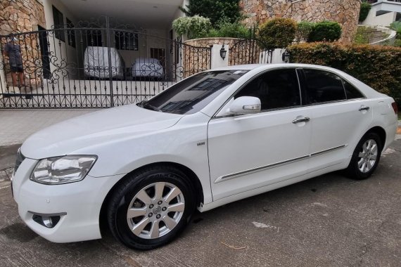 Pearl White Toyota Camry 2008 for sale in Automatic