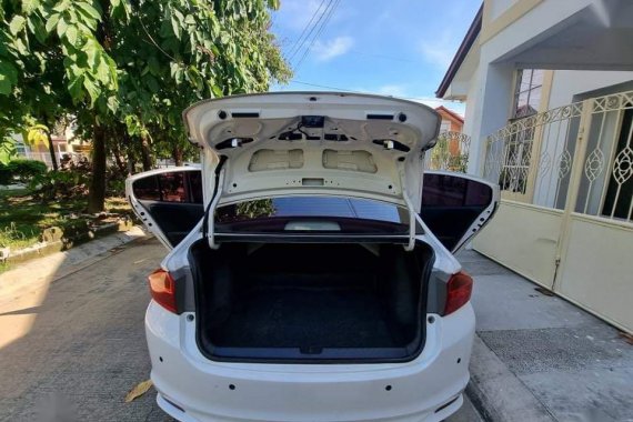 Selling White Honda City 2015 in Bacoor