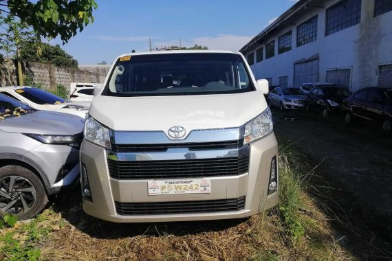 HOT!! Selling 2020 White Toyota Hiace at affordable price