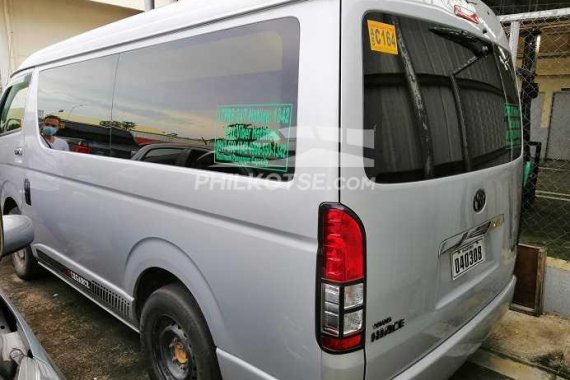 Selling Silver 2018 Toyota Hiace at affordable price