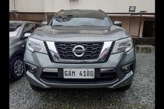 Selling Grey Nissan Terra 2019 SUV