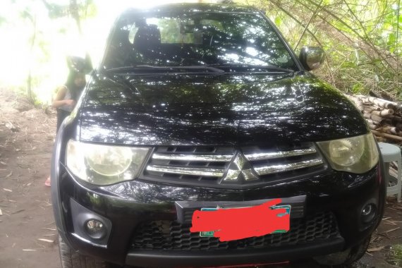 MITSUBISHI STRADA 2010