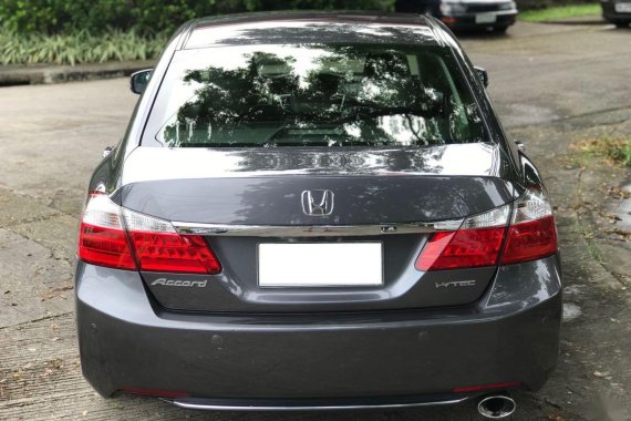 Grey Honda Accord 2014 for sale in Automatic