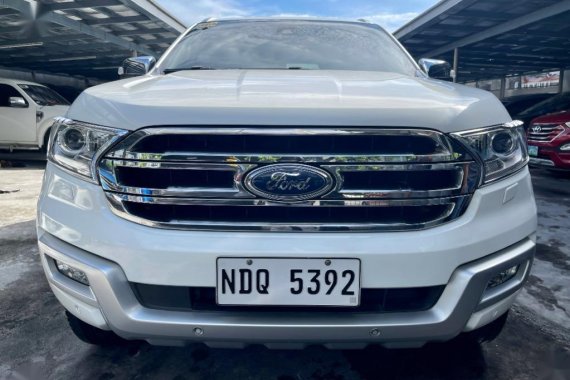 Selling Pearl White Ford Everest 2016 in Las Piñas