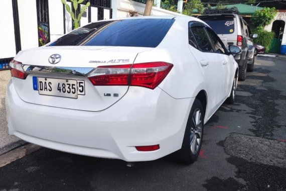 Sell White 2015 Toyota Altis