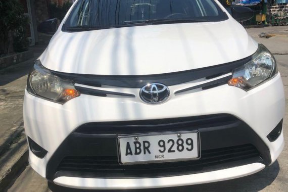 Pearl White Toyota Vios 2016 for sale in Manual