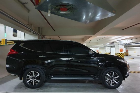 Selling Black Mitsubishi Montero Sport 2017 in Parañaque