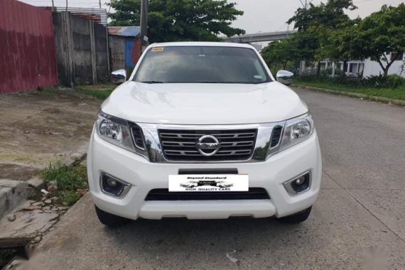 Pearl White Nissan Navara 2018 for sale in Automatic