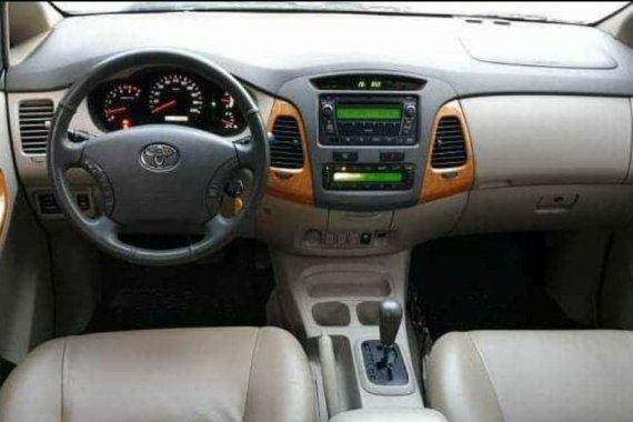 Silver Toyota Innova 2009 for sale in Automatic